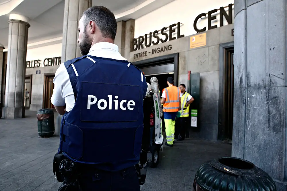 Gardien de la paix en Belgique : missions, formation, salaire