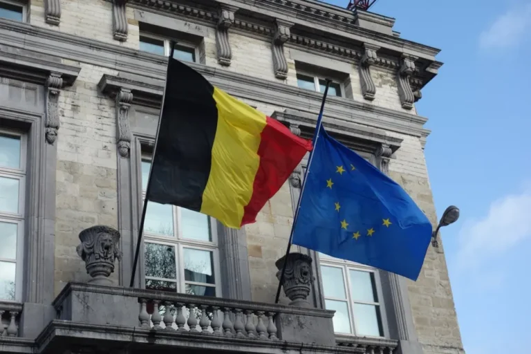 Bevordering bij de Belgische politie: graden, voorwaarden en opleiding